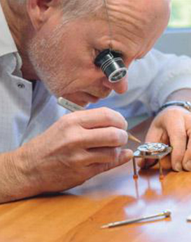 詹姆士·约翰森-芜湖宝玑维修服务中心制表师